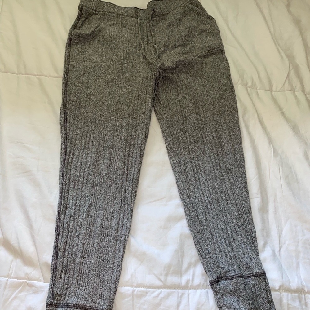 Hollister joggers